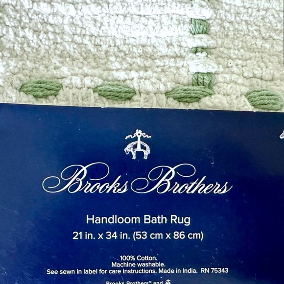 Brooks Brothers Bath Mat Lg Cotton Bath Rug  Ivory W/ Green Embroidery Squares - Picture 3 of 6